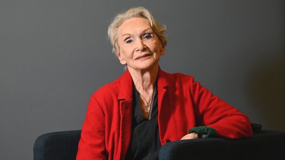Sian Phillips