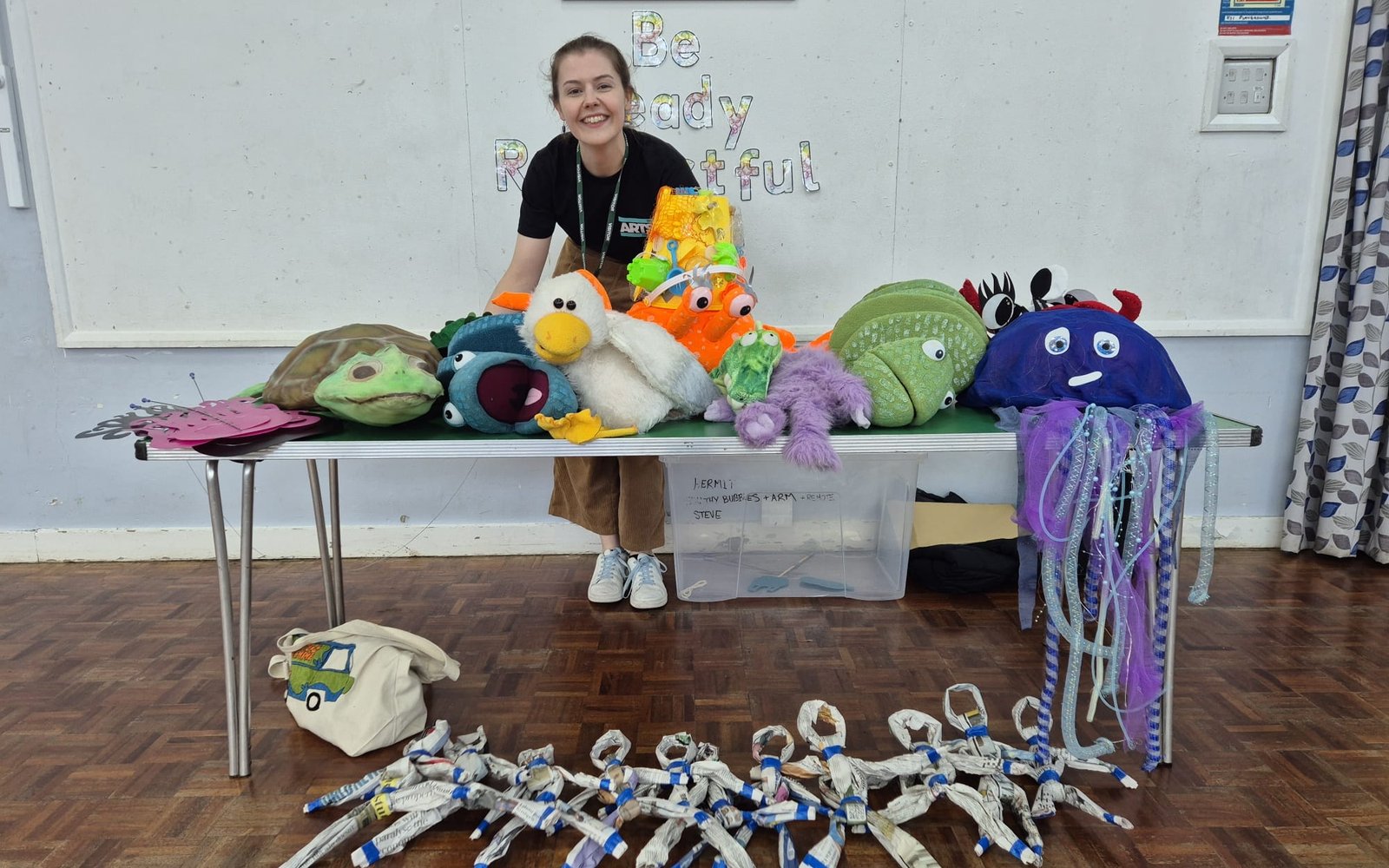 Tessa and The Puppets